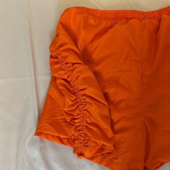 Women’s Shorts - Picture 4 of 4